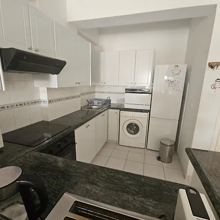 Hadar's * Geroskipou