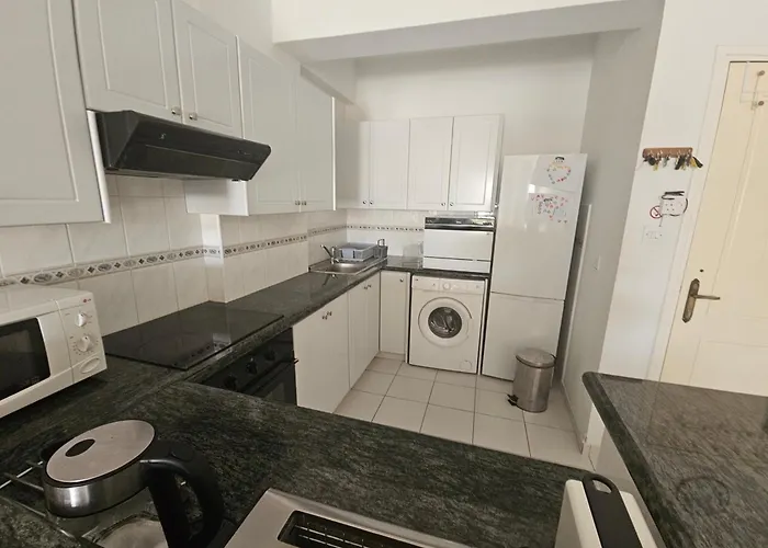 Hadar's * Geroskipou