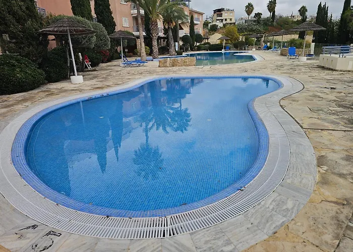 Hadar's * Geroskipou